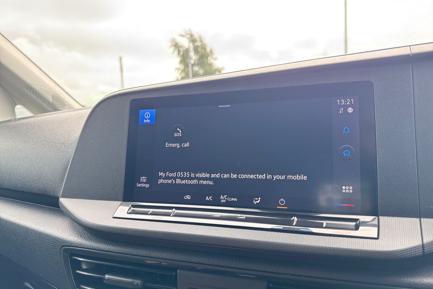 Ford TRANSIT CONNECT Photo 33