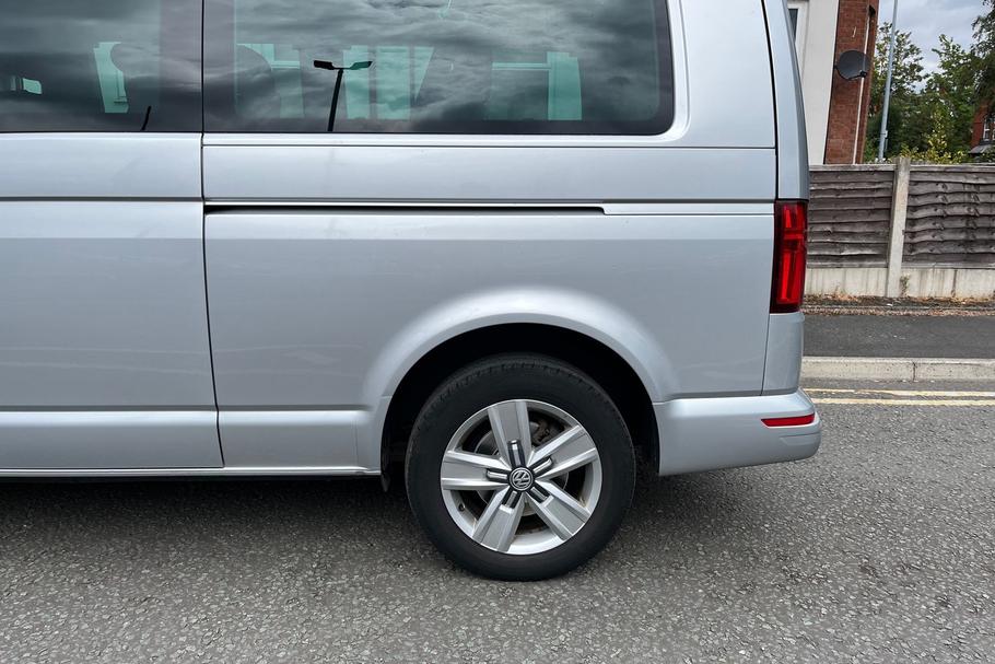 Used Volkswagen TRANSPORTER SHUTTLE GL70UVV 19