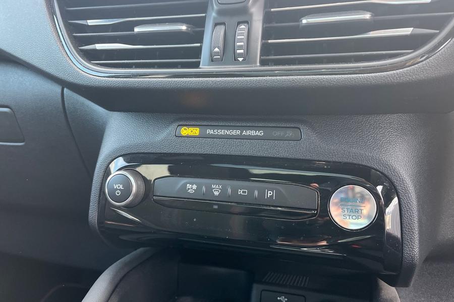 Ford KUGA Photo autoimg-440d6a5f191ab2e67b4b5117fea47a01c85fc60c.jpg
