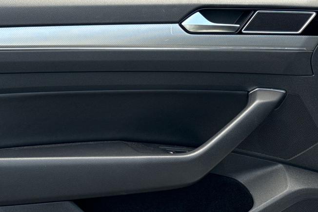VOLKSWAGEN Arteon Photo 45