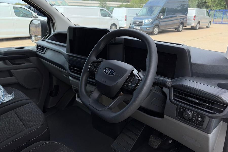 Ford TRANSIT CUSTOM Photo autoimg-4413f4a1ad5fe33adc05739e9e3bd359474ad47f.jpg
