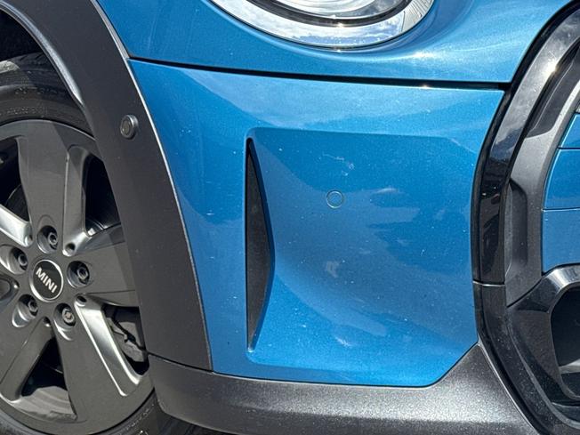 MINI Hatch Photo 21
