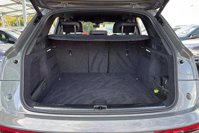 AUDI Q5 Photo 12