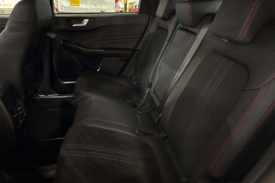 Ford Kuga Photo autoimg-441b2151b4f5488efb1aef63472f114bf20afbe9.jpg