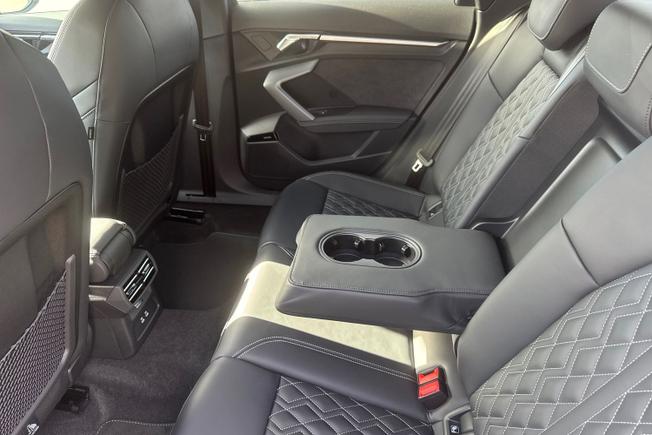 AUDI  S3 Saloon Photo 41