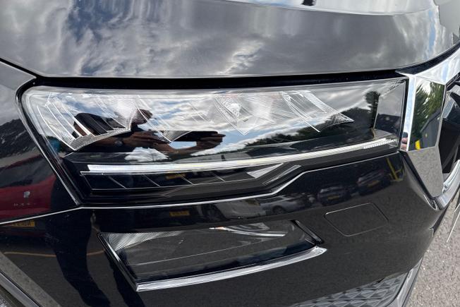 ŠKODA Karoq Photo 19