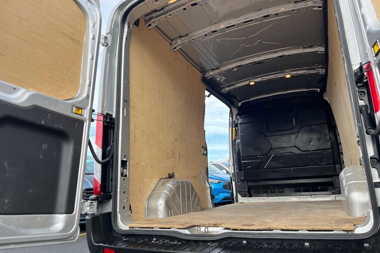 Ford TRANSIT Photo 34