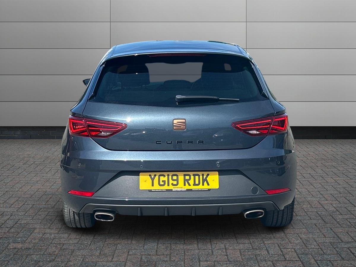 SEAT Leon Photo 5