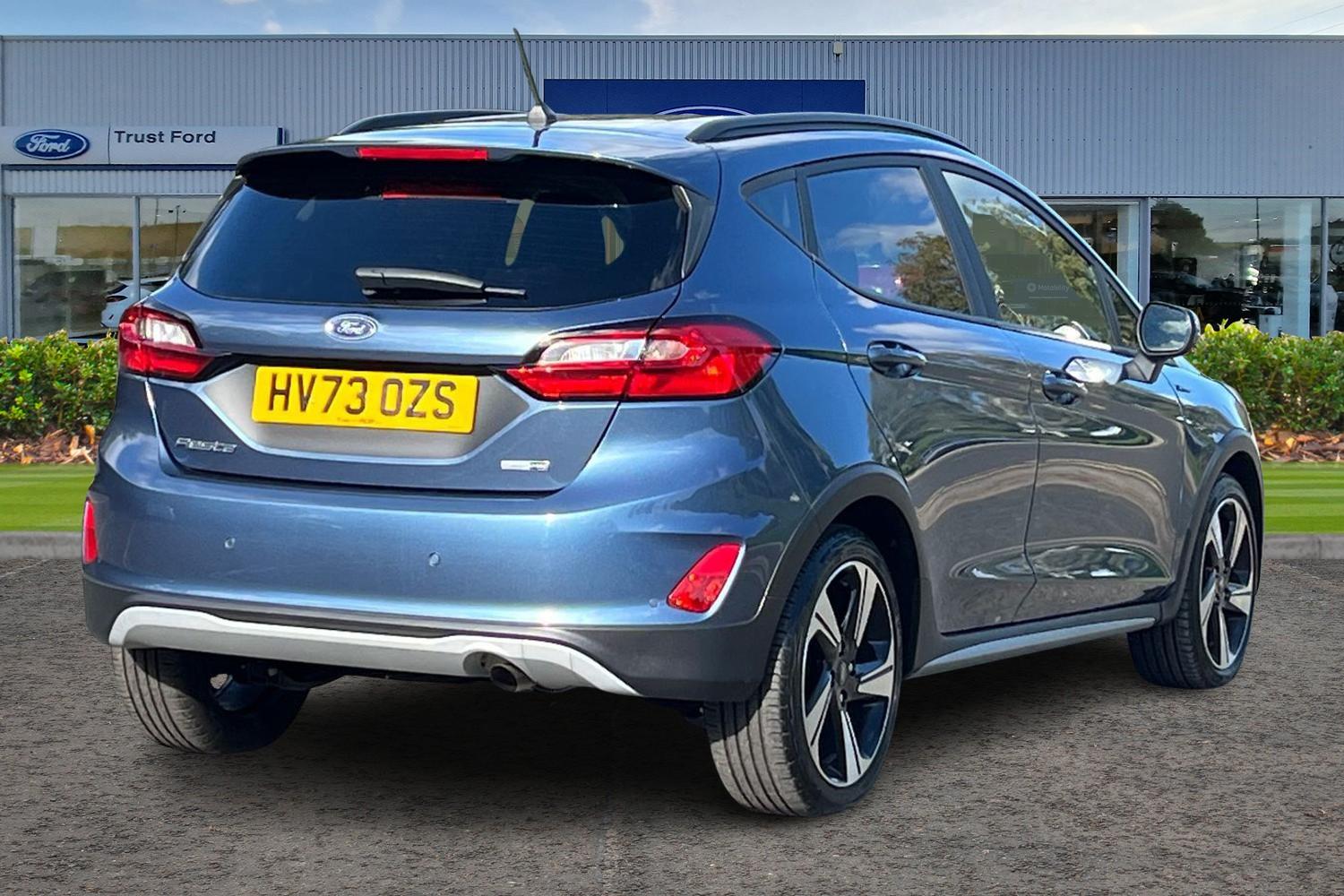 Ford Fiesta Photo 3