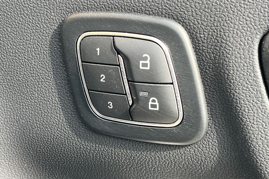 Ford KUGA Photo autoimg-4425ab1ef6602c38b04c22164ef2b2e4078aae61.jpg