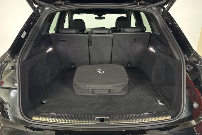 AUDI Q5 Photo 12