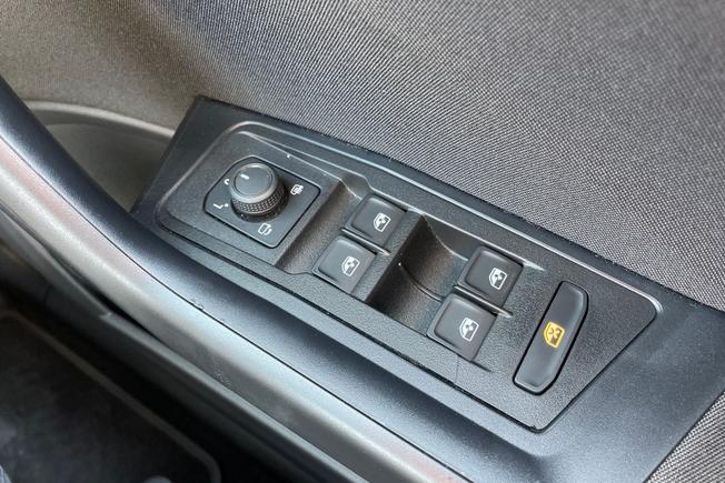 VOLKSWAGEN T-Roc Photo 44