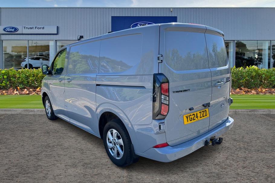 Used FORD TRANSIT CUSTOM YG24ZZD 2