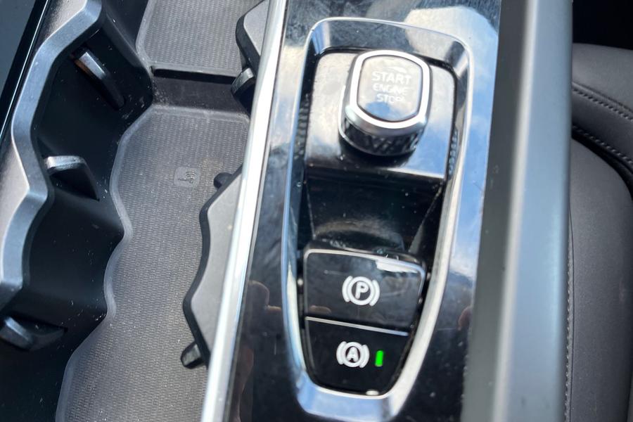 Volvo XC60 Photo autoimg-442d0a9c63395ce5dff4931e492ccbae1c5fd6bd.jpg