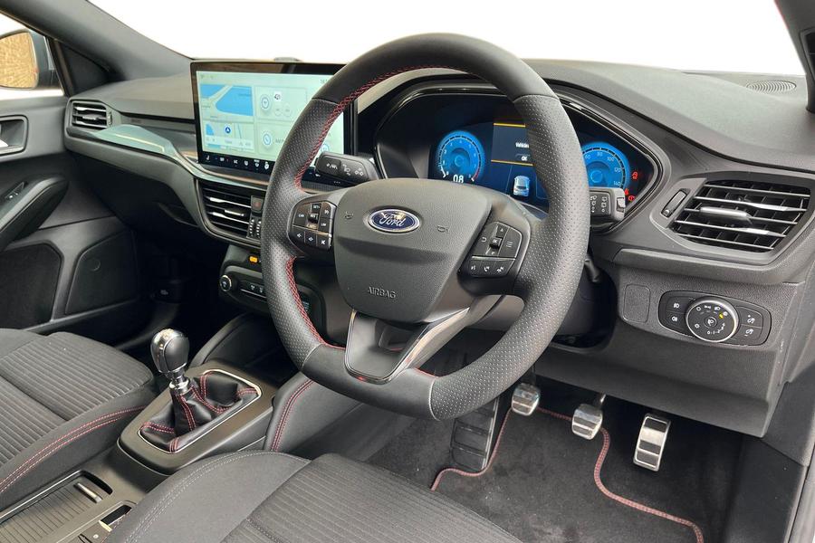 Ford Focus Photo autoimg-442d872978c5ce8085e476da597f5a66b2fcfc93.jpg