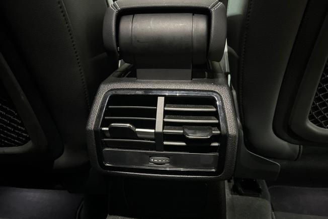 AUDI Q3 Photo 26