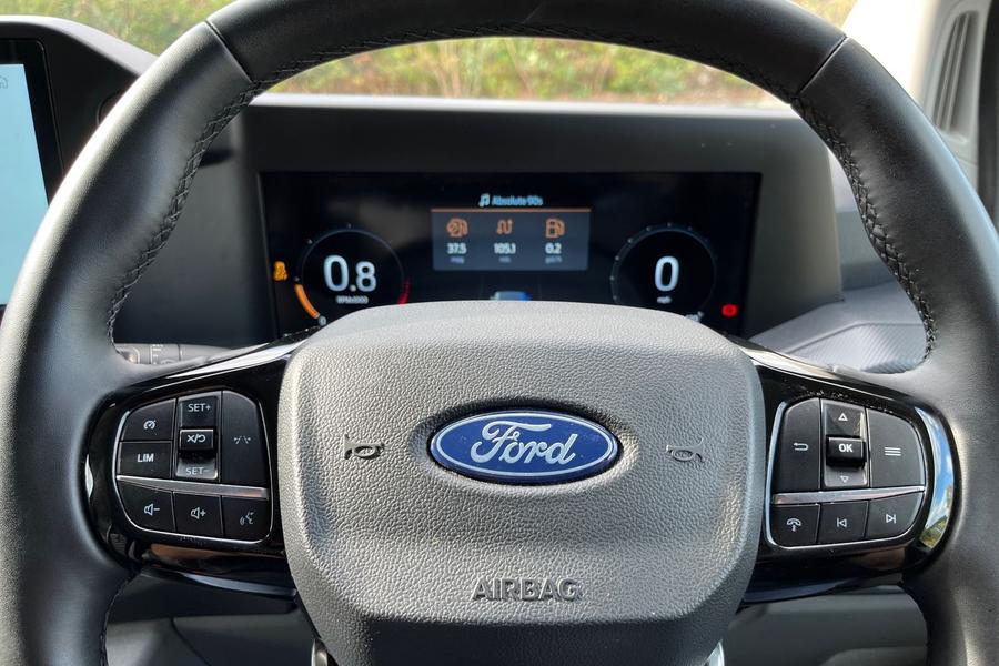 Ford TRANSIT CUSTOM Photo autoimg-443226dffb5fb74fff2dc9643ad37fd5a22f1010.jpg