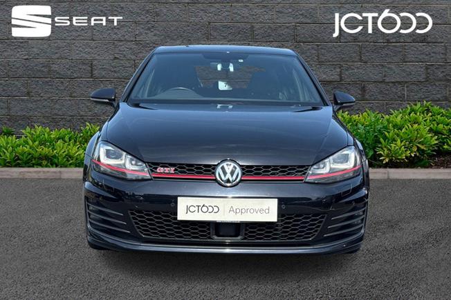VOLKSWAGEN Golf Photo 8
