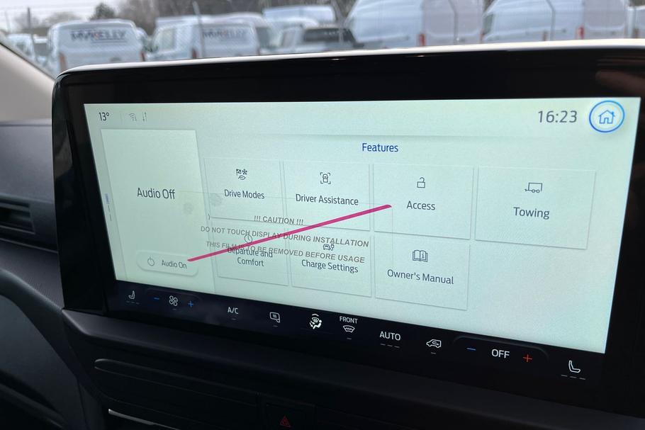 Used Ford TRANSIT CUSTOM LL75RUW 32