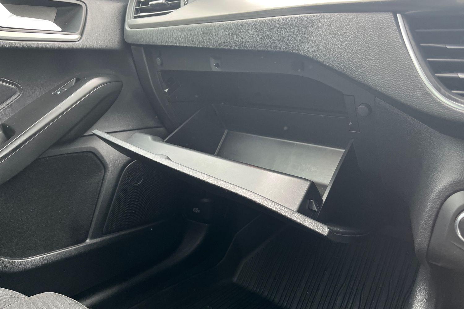 Ford FOCUS Photo 32