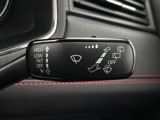 SEAT Ibiza Photo 38