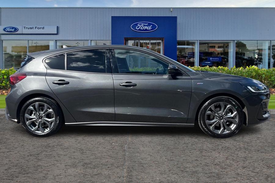 Ford Focus Photo autoimg-44463fe18ebcb5a189a6c06b4349094b2a5ec23e.jpg