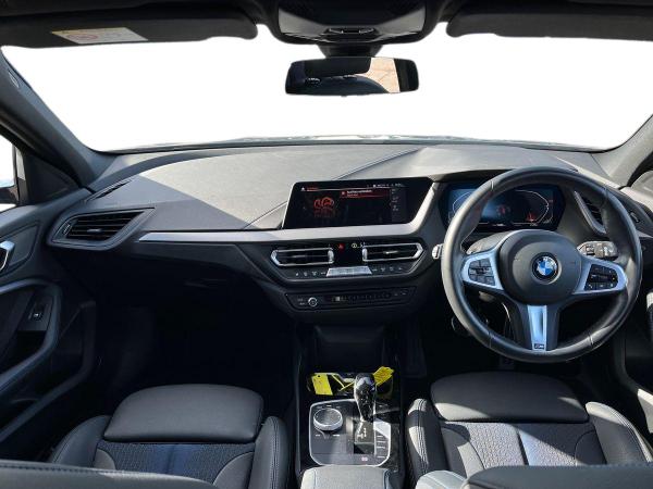 BMW 1 Series Photo autoimg-4447e7c4e83e29ef8847df5a20dbad838f4e4175.jpg