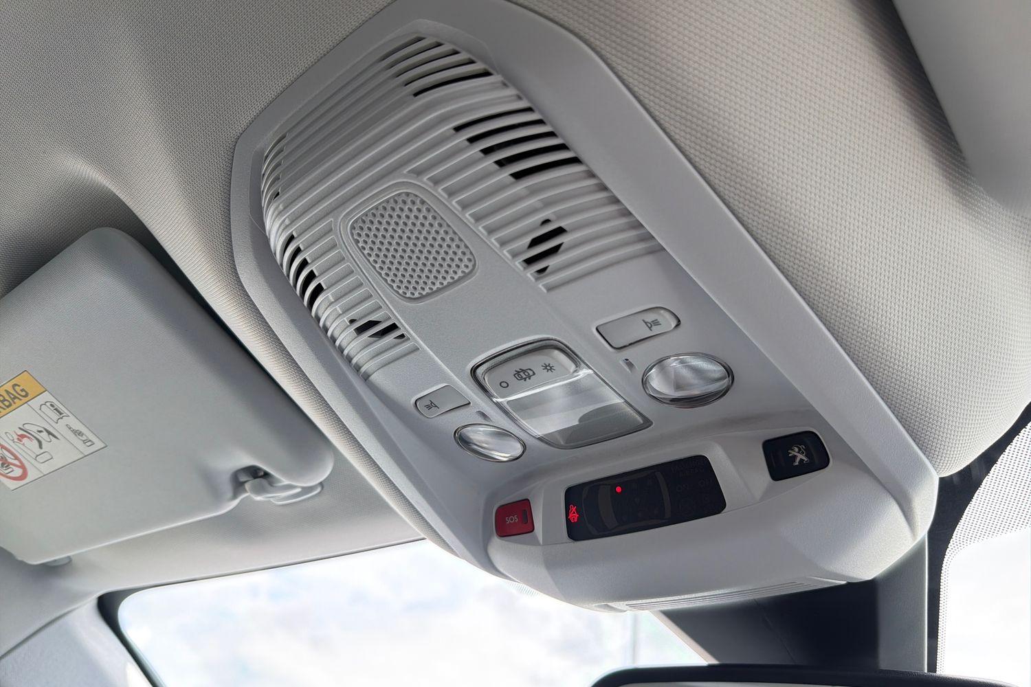 Peugeot 5008 Photo 35
