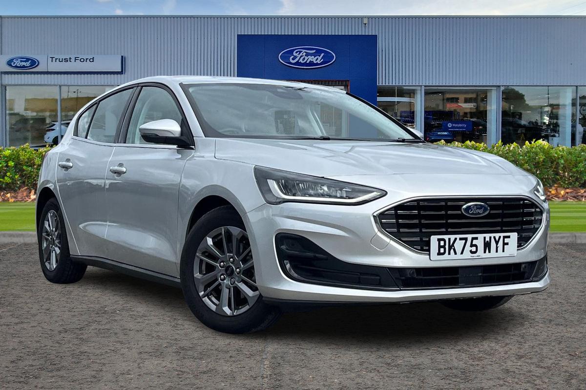Ford Focus listing photo