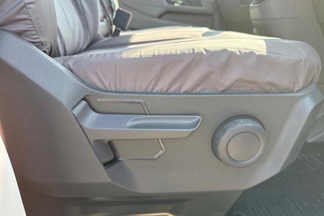 VOLKSWAGEN Crafter Photo 28