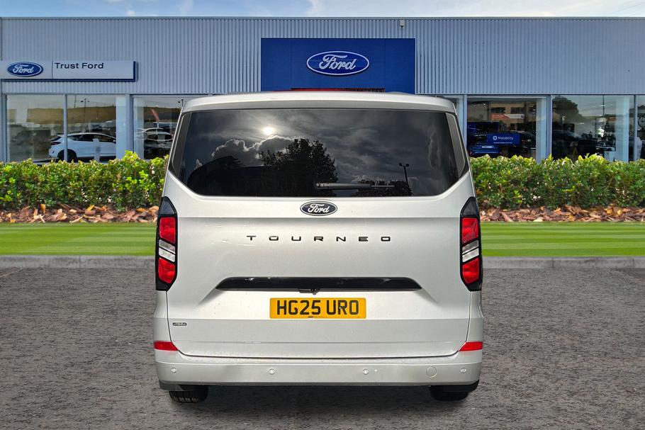 Used Ford TOURNEO CUSTOM 12