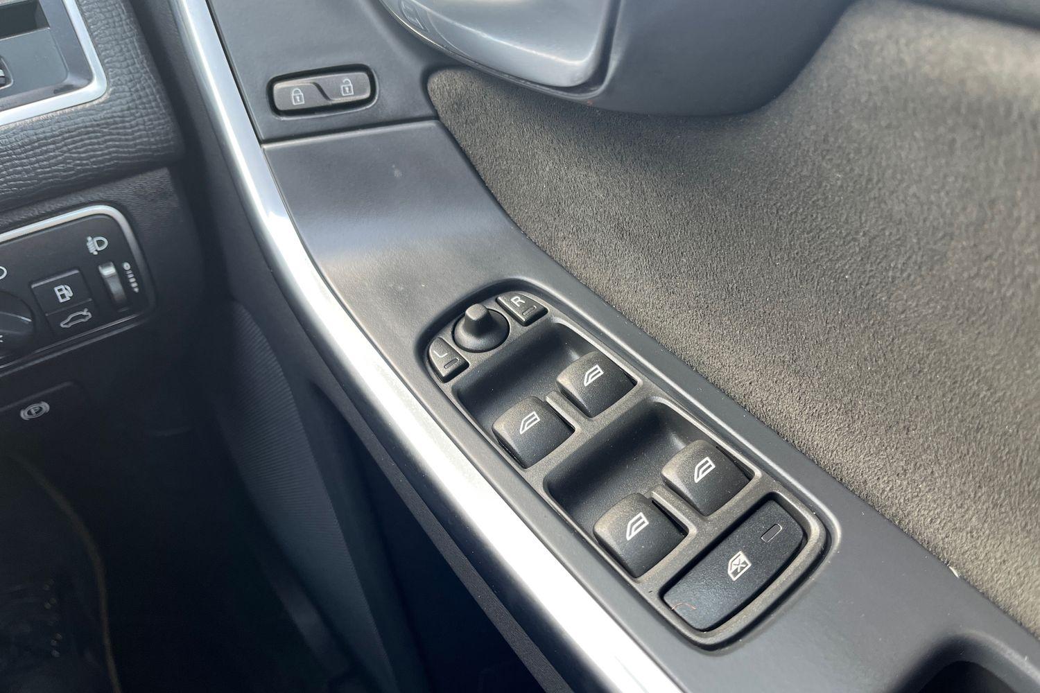 Volvo XC60 Photo 15
