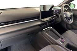 VOLKSWAGEN T-Roc Photo 2