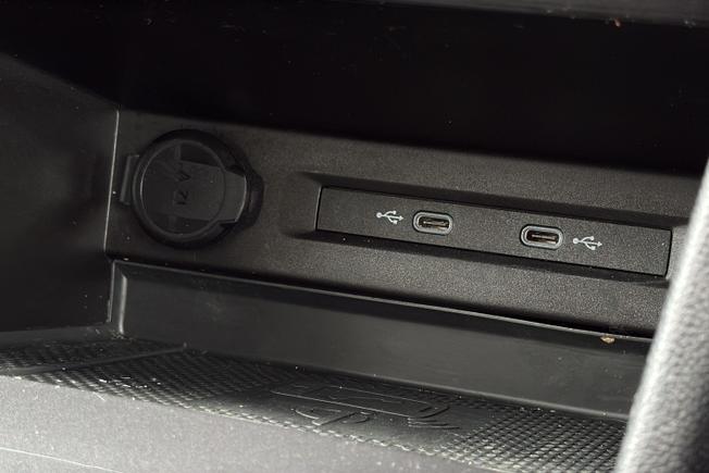 VOLKSWAGEN Tiguan Allspace Photo 23