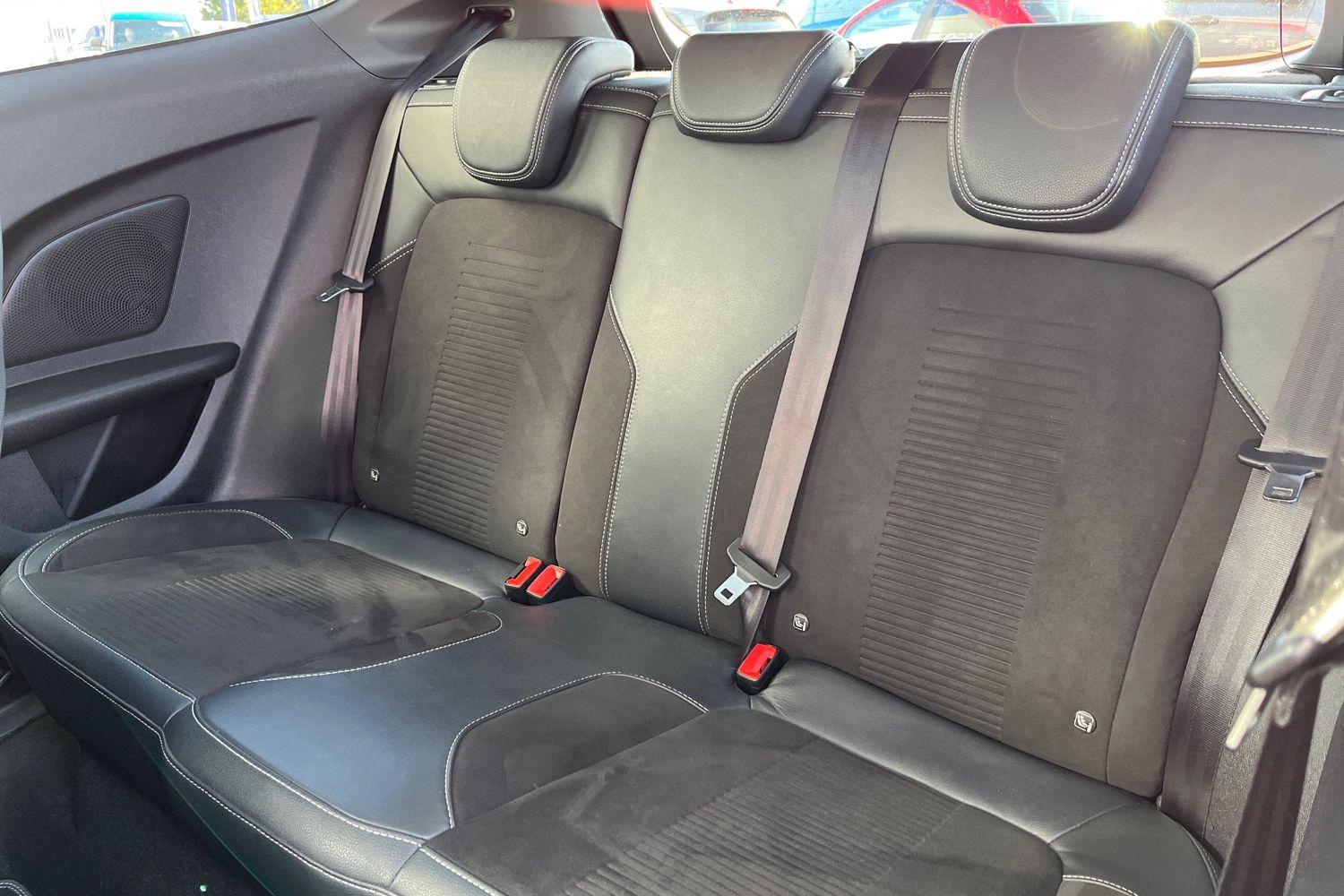 Ford FIESTA Photo 19