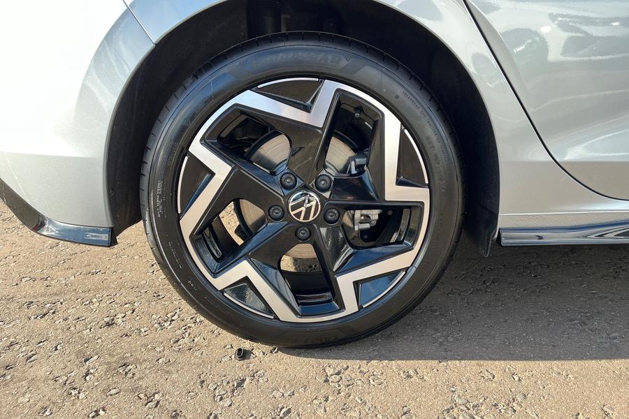 Volkswagen Golf Photo autoimg-445c278c394b3456bc250e9e96a0605ee9b5dccf.jpg