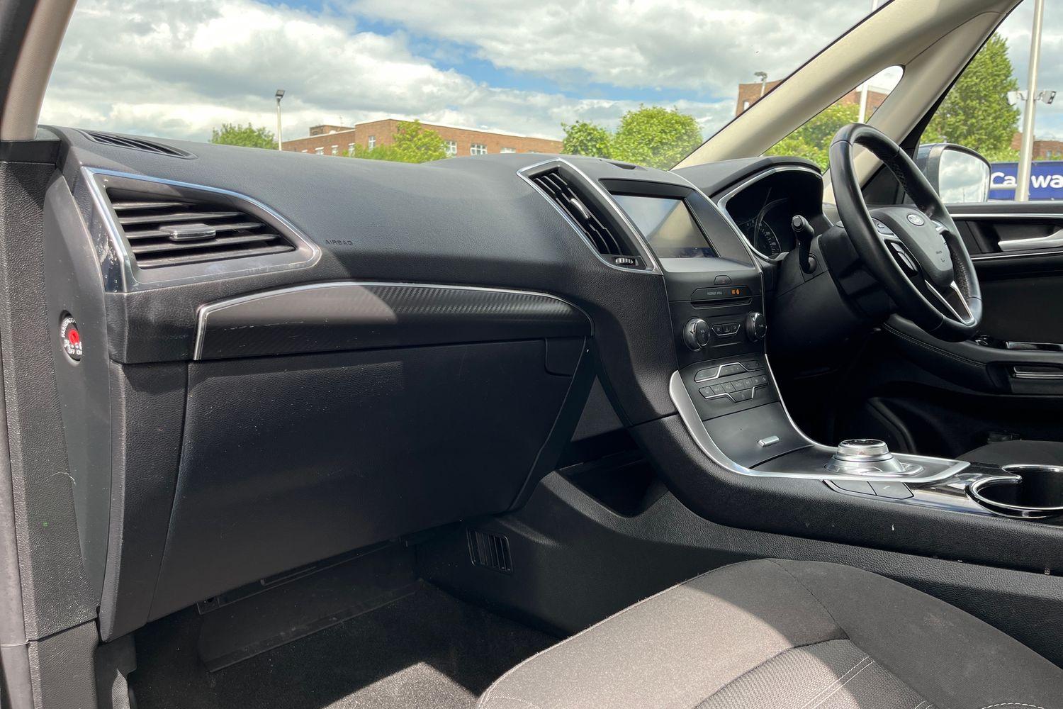 Ford GALAXY Photo 17