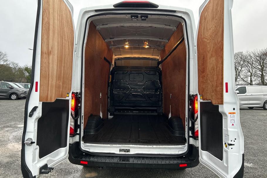 Used Ford TRANSIT 7