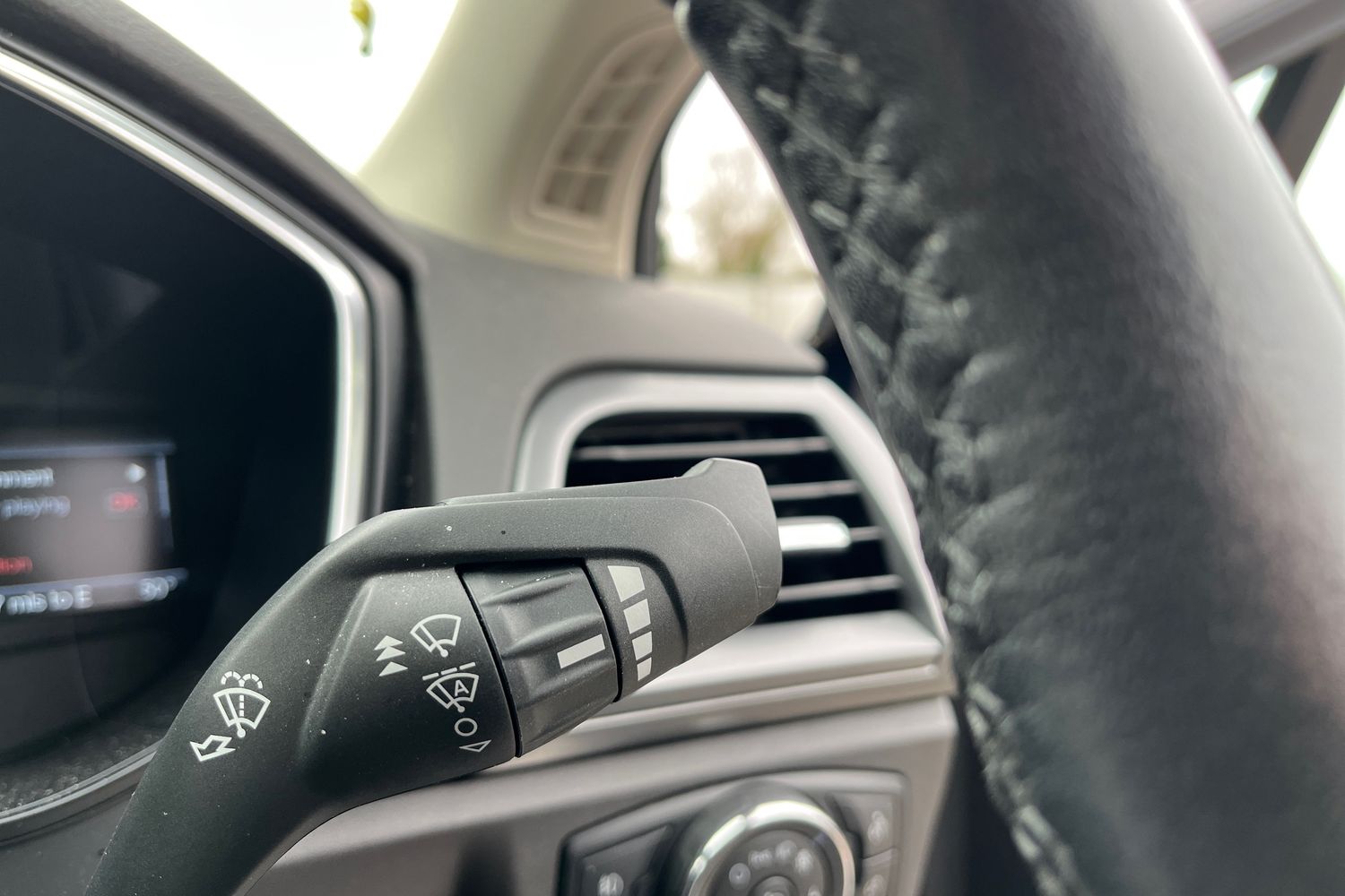 Ford MONDEO Photo 14