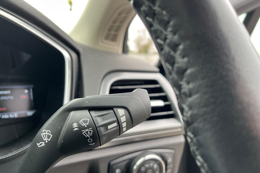 Ford MONDEO Photo autoimg-44611b96eebd6f240582a066dd9052fada7623f6.jpg