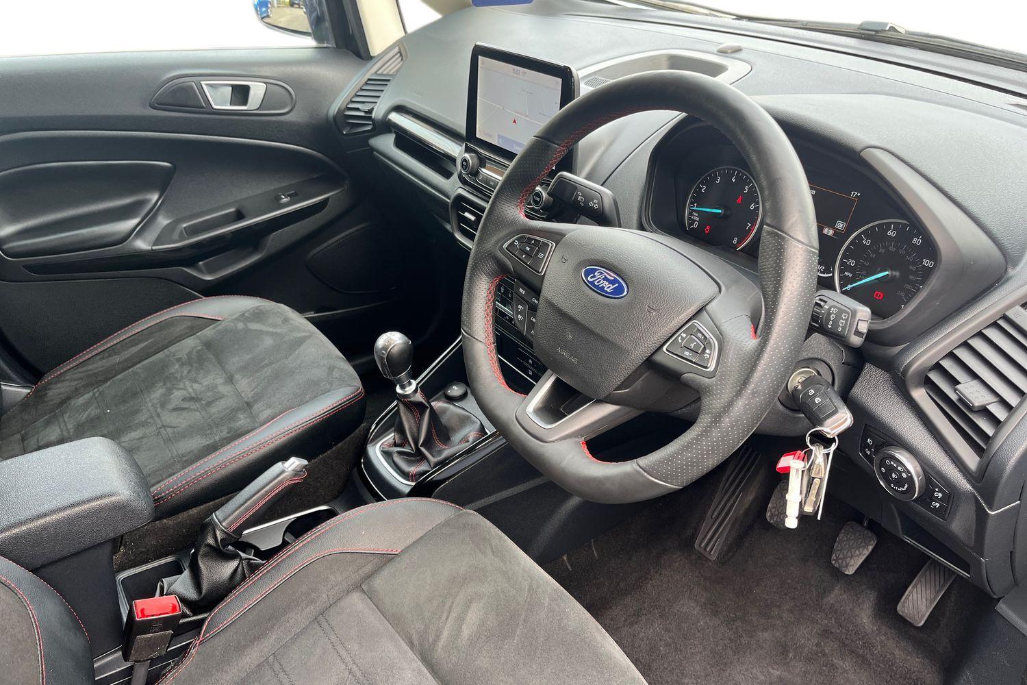 Ford ECOSPORT Photo 8