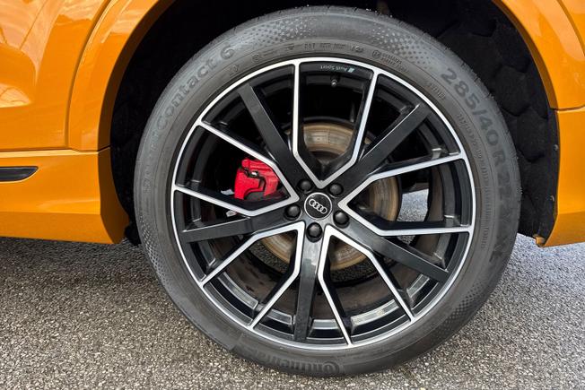 Audi SQ8 Photo 33