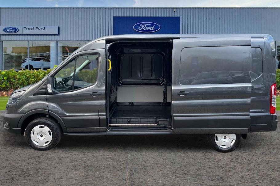 Used Ford E-TRANSIT 6