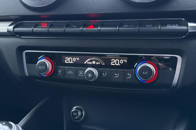AUDI A3 Photo 34
