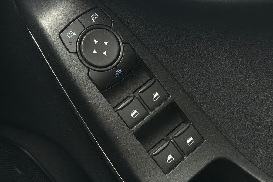 Ford FIESTA Photo autoimg-4471d119c1ab0d2186ab0b2aee589ff6d5038fe8.jpg