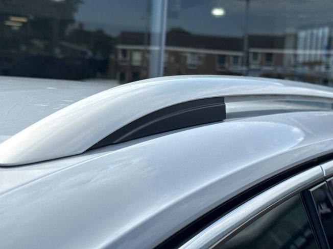 VOLKSWAGEN Tiguan Photo 33