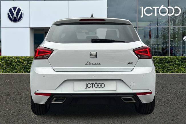 SEAT Ibiza Photo 7