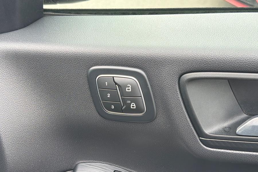 Ford Kuga Photo autoimg-447caf770db3591d5ac541ec8116f93e4fca8972.jpg