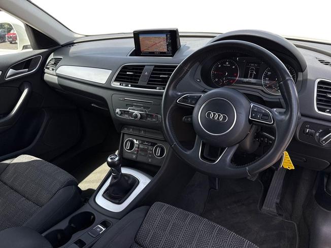 AUDI Q3 Photo 6