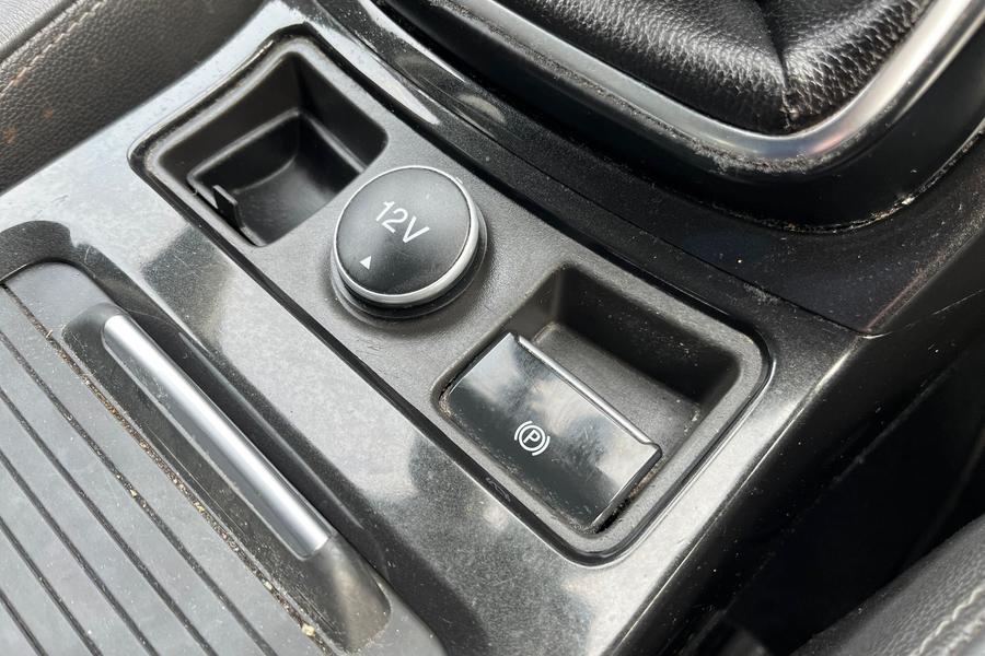 Ford KUGA Photo autoimg-4484f330f6eceb19d32fec34c05e495f7224c8a8.jpg
